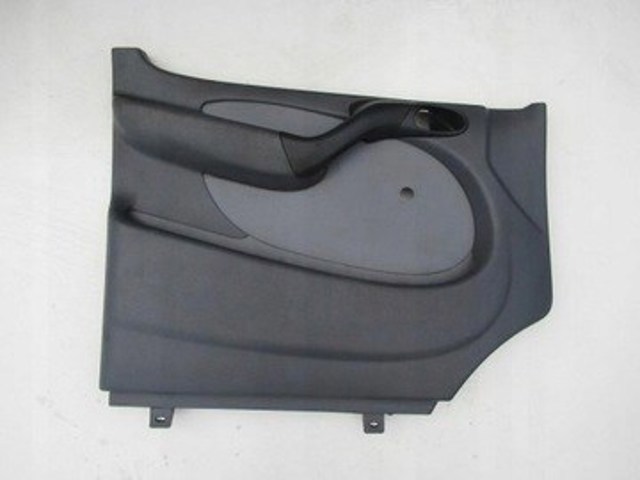 Guarnecido de puerta delantera derecha A9017201470 Mercedes