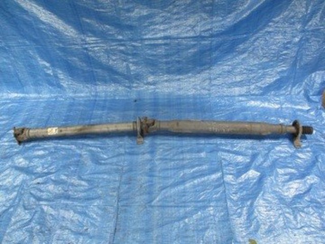 Árbol cardán trasero completo A9064101306 Mercedes