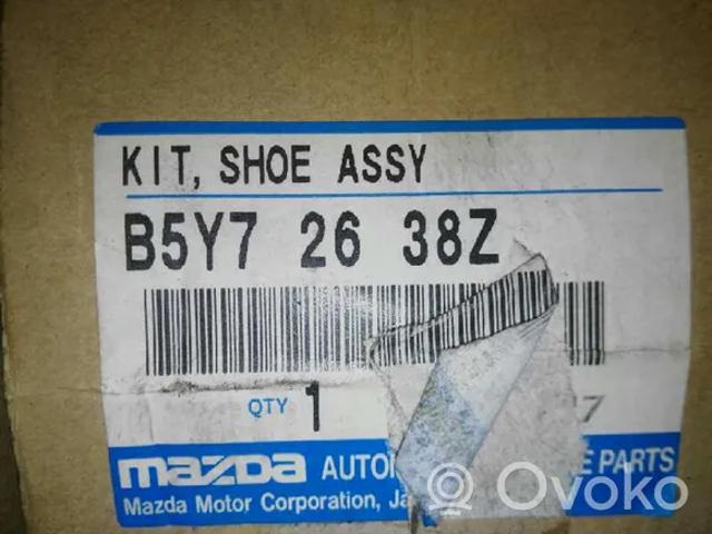 Zapatas de frenos de tambor traseras B5Y72638Z Mazda