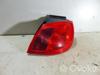 Piloto posterior exterior derecho MR957366 MITSUBISHI