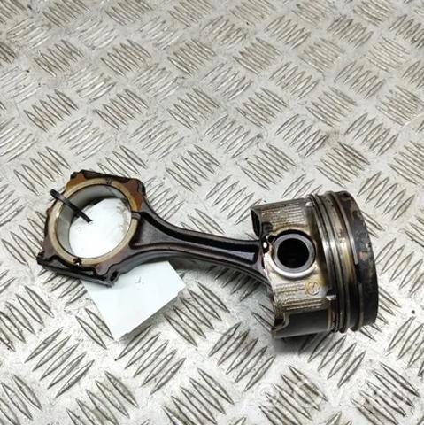 SH0111210 Mazda