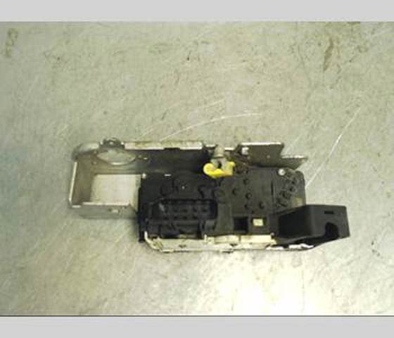 Cerradura de puerta delantera derecha YC1AV21812CM Ford