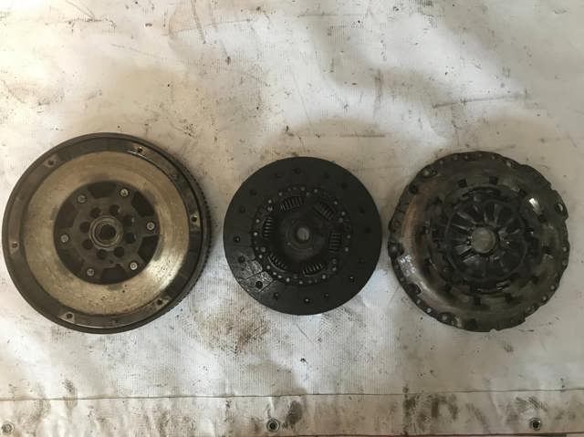 VAG 059105266E Volante bimasa comprar Pamplona