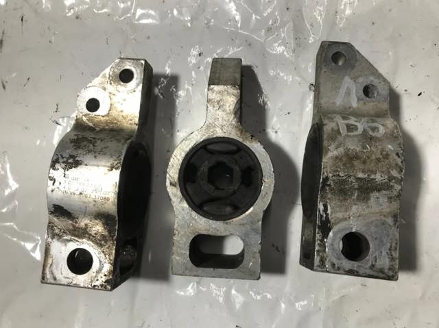 VAG 3C0199231D Silentblock de suspensión delantero inferior  comprar en Murcia