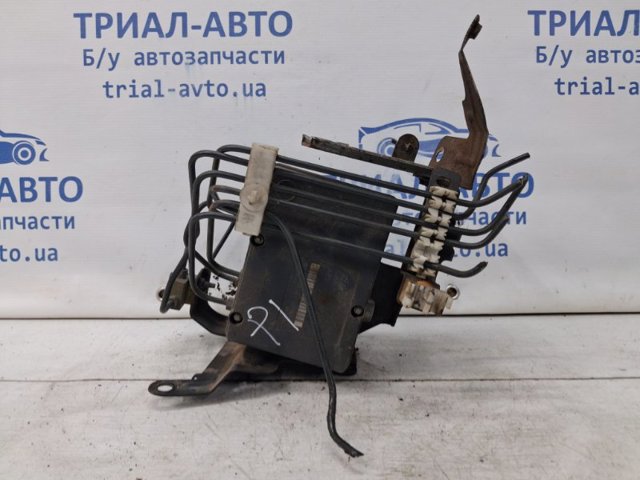 NISSAN 47660EB33C Módulo hidráulico ABS  disponible Lugo