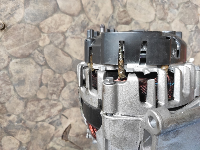 06K903026C VAG Alternador  comprar en Oviedo