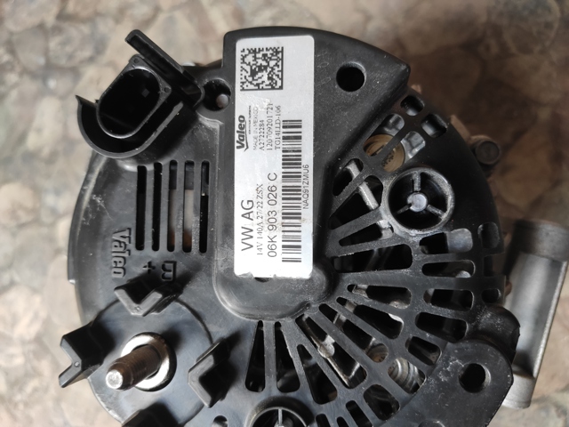 VAG 06K903026C Alternador  disponible Valladolid