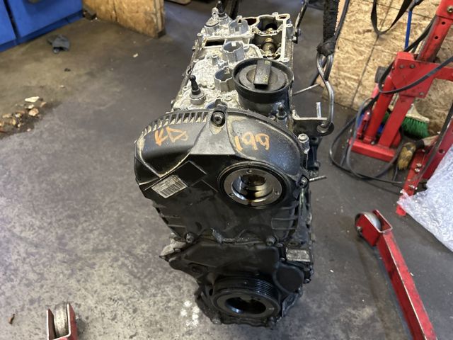 06J100038E VAG Motor completo  disponible Ourense