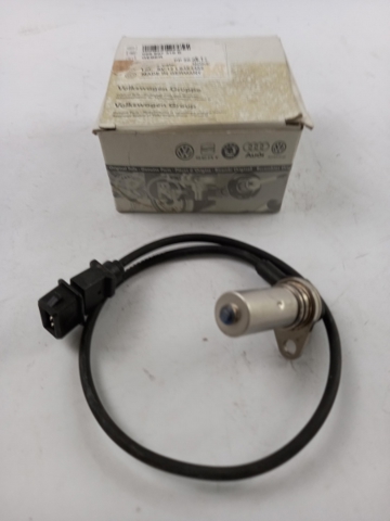 VAG 028907319B Sensor de cigüeñal  en stock Salamanca