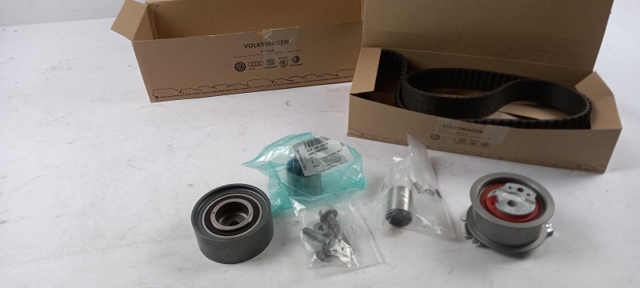 03L198119N Kit de distribución  en stock Granada