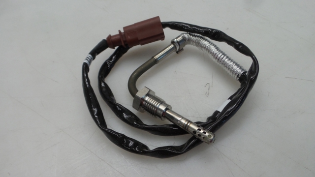 03L906088J Sensor de temperatura de gases de escape antes del filtro de partículas  comprar en Pontevedra
