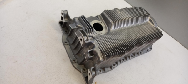 06A103601AR Cárter de aceite del motor  en stock Sabadell