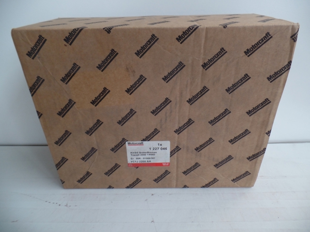 FORD 1227046 Zapatas de freno de tambor traseras  disponible Lugo