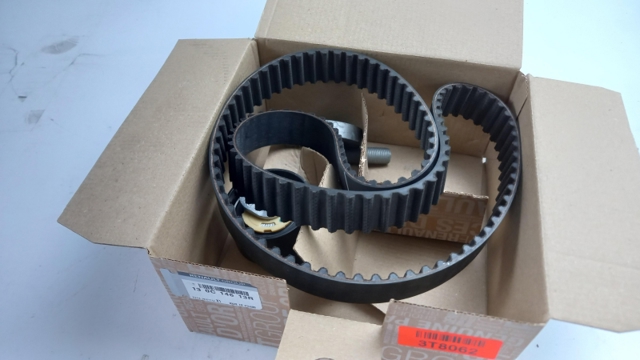 130C14613R RENAULT Kit de correa de distribución  comprar en Jaén