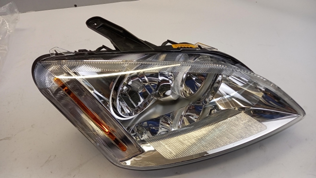 Faro delantero derecho Ford C-Max  monovolumen comprar en España