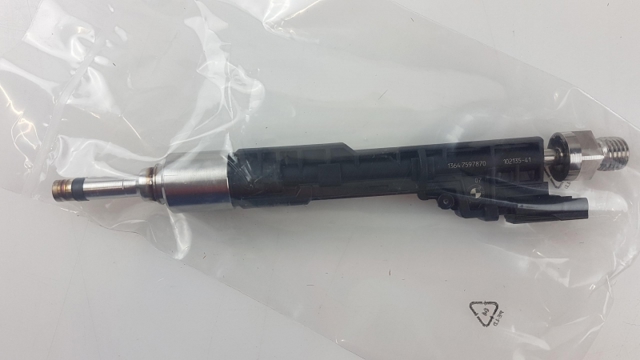 Inyector de combustible BMW 2  (2014-2021)