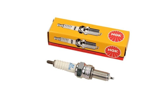 1582 NGK