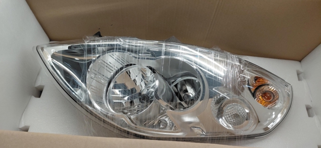 Optica delantera Renault Master III plataforma a bordo comprar en España