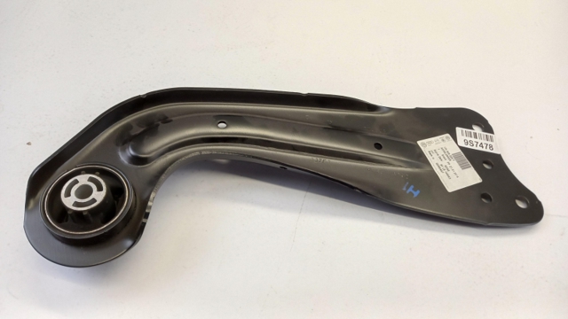 VAG 1T0505223F Barra oscilante, suspensión de ruedas, trasera izquierda  en stock Salamanca