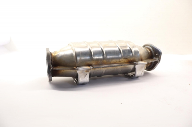 Catalizador de gasolina y diésel Nissan Primera  (1990-1996)