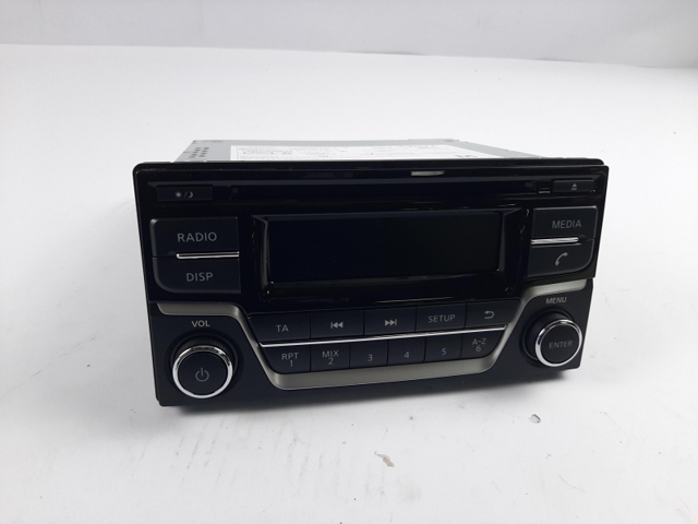 Radio para Nissan JUKE F15E