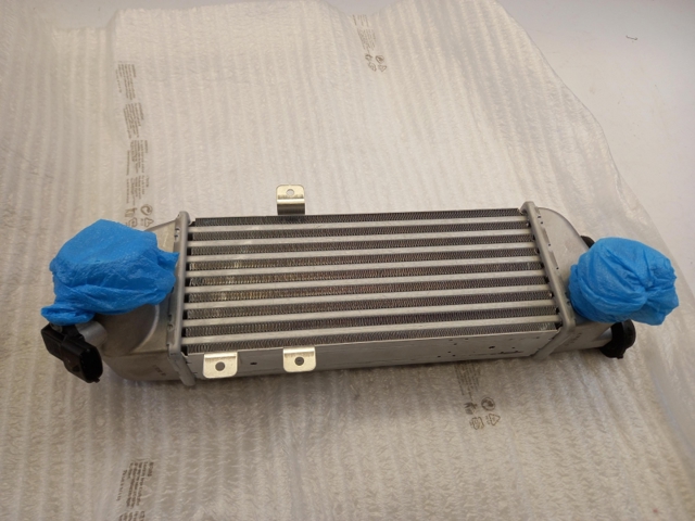 Radiador de aire, intercooler KIA Ceed  (ED)