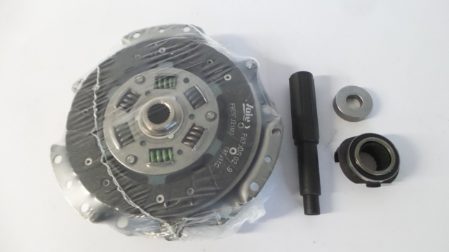 302050453R RENAULT Embrague  en stock Gandía
