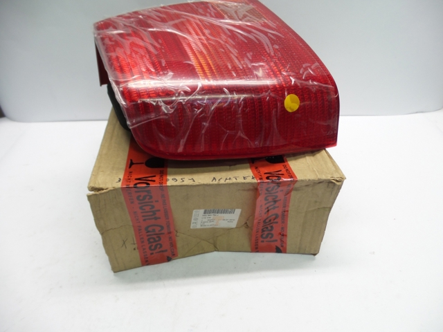3B5945095J Piloto trasero izquierdo  disponible Málaga