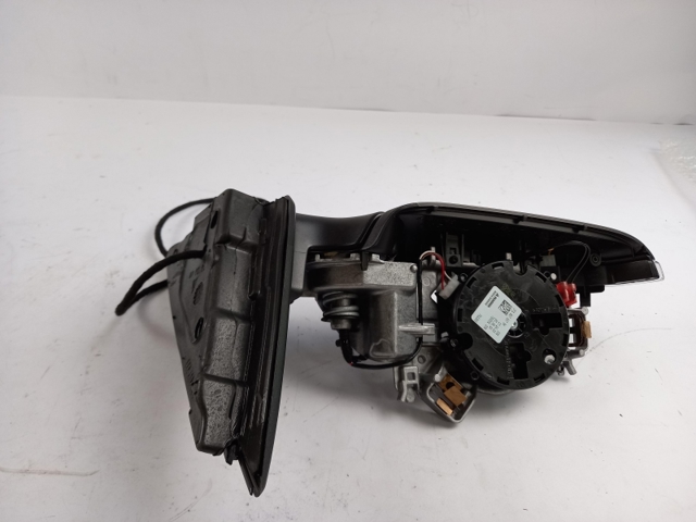 Retrovisor izquierdo Skoda SuperB II (3T4)