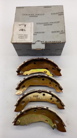 4241E5 PEUGEOT Zapatas de freno de tambor traseras  disponible Ourense