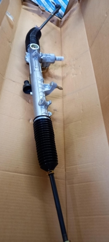 Caja de dirección Alfa Romeo 146  hatchback comprar en España