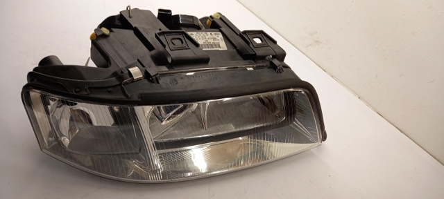 Precio del repuesto Faro delantero derecho A6  sedán