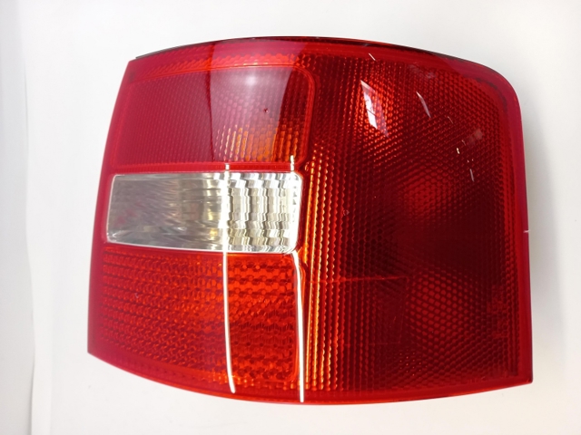 4B9945096F3FZ VAG Piloto trasero derecho  disponible Alicante