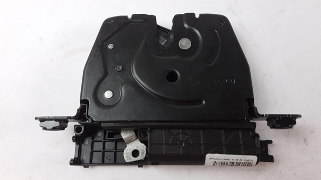Precio del repuesto Cerradura de puerta trasera X3  SUV