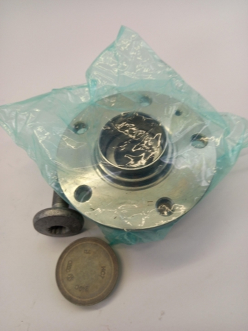 5Q0598611 VAG Cubo de rueda trasero comprar Madrid