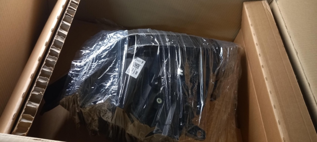 63119477825 BMW