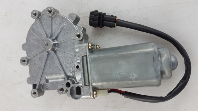 VAG 6K3959802E Motor del elevalunas de la puerta delantera derecha comprar Barcelona