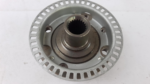 Cubo delantero Volkswagen Polo III (1999-2001)