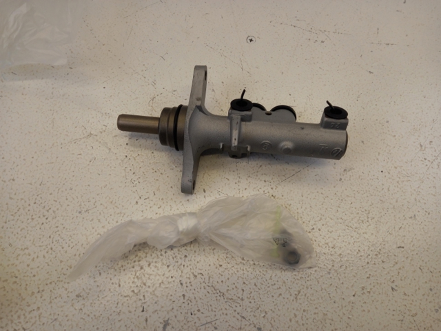 Cilindro maestro de frenos para Seat Ibiza 6J1, 6P5