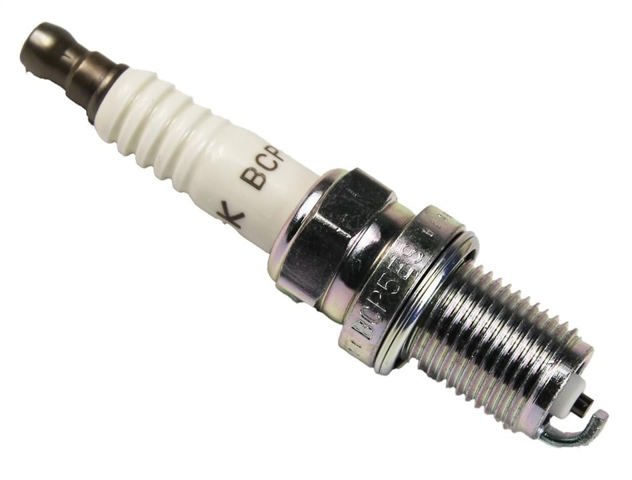 NGK 7496 Bujía de encendido  disponible España