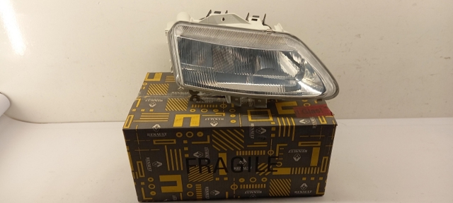 Precio del repuesto Faro delantero derecho Laguna I hatchback