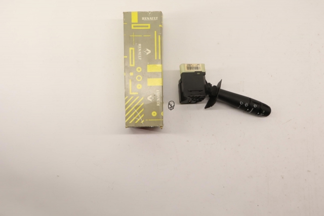 7701047262 Renault (RVI)