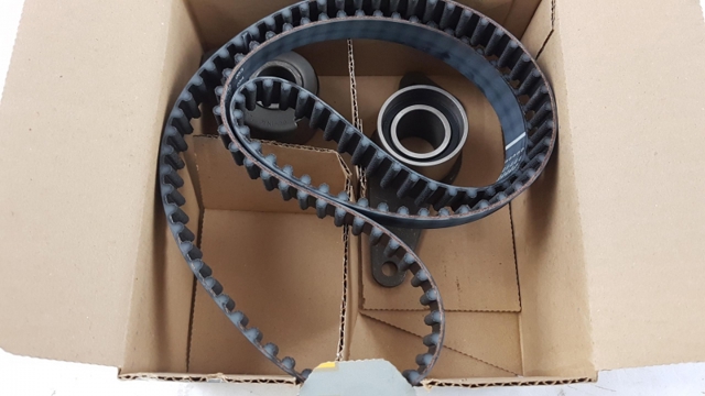 7701469776 RENAULT Kit de distribución comprar Madrid