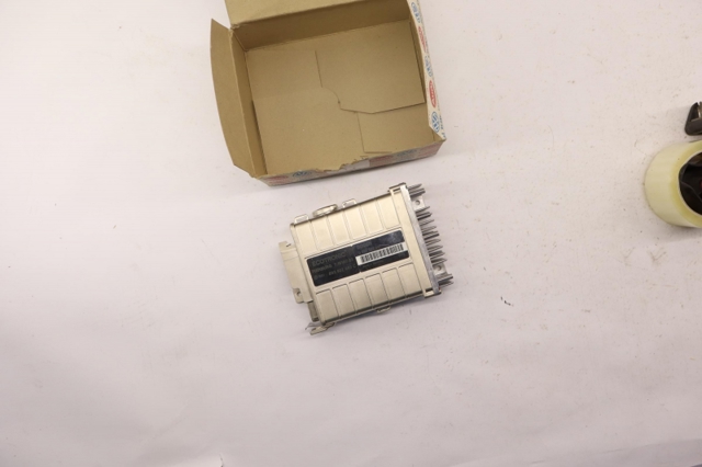 ECU para Audi 100 44, 44Q