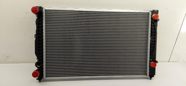 VAG 8D0121251BC Radiador  en stock Terrassa