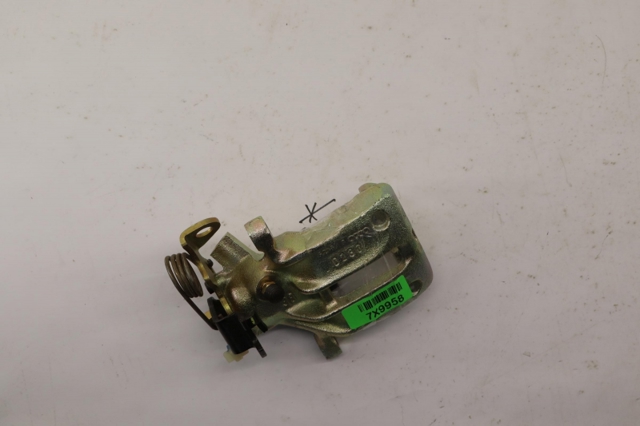 VAG 8D0615424 Pinza de freno trasera derecha comprar Pamplona