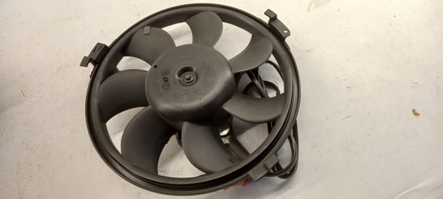 8D0959455B Ventilador eléctrico de refrigeración completo (motor y hélice)  comprar en Pontevedra
