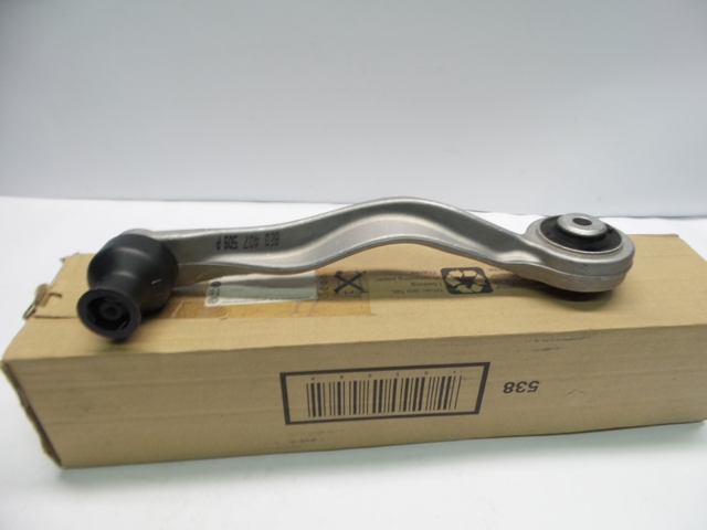 8E0407509P Brazo superior izquierdo de la suspensión delantera  comprar en Reus