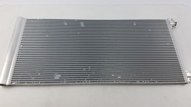 921008178R Condensador de aire acondicionado  disponible Burgos