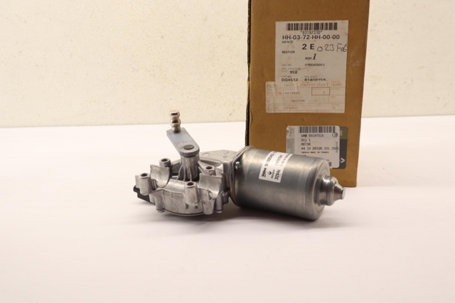 Motor del limpiaparabrisas Renault Master III furgoneta comprar en España